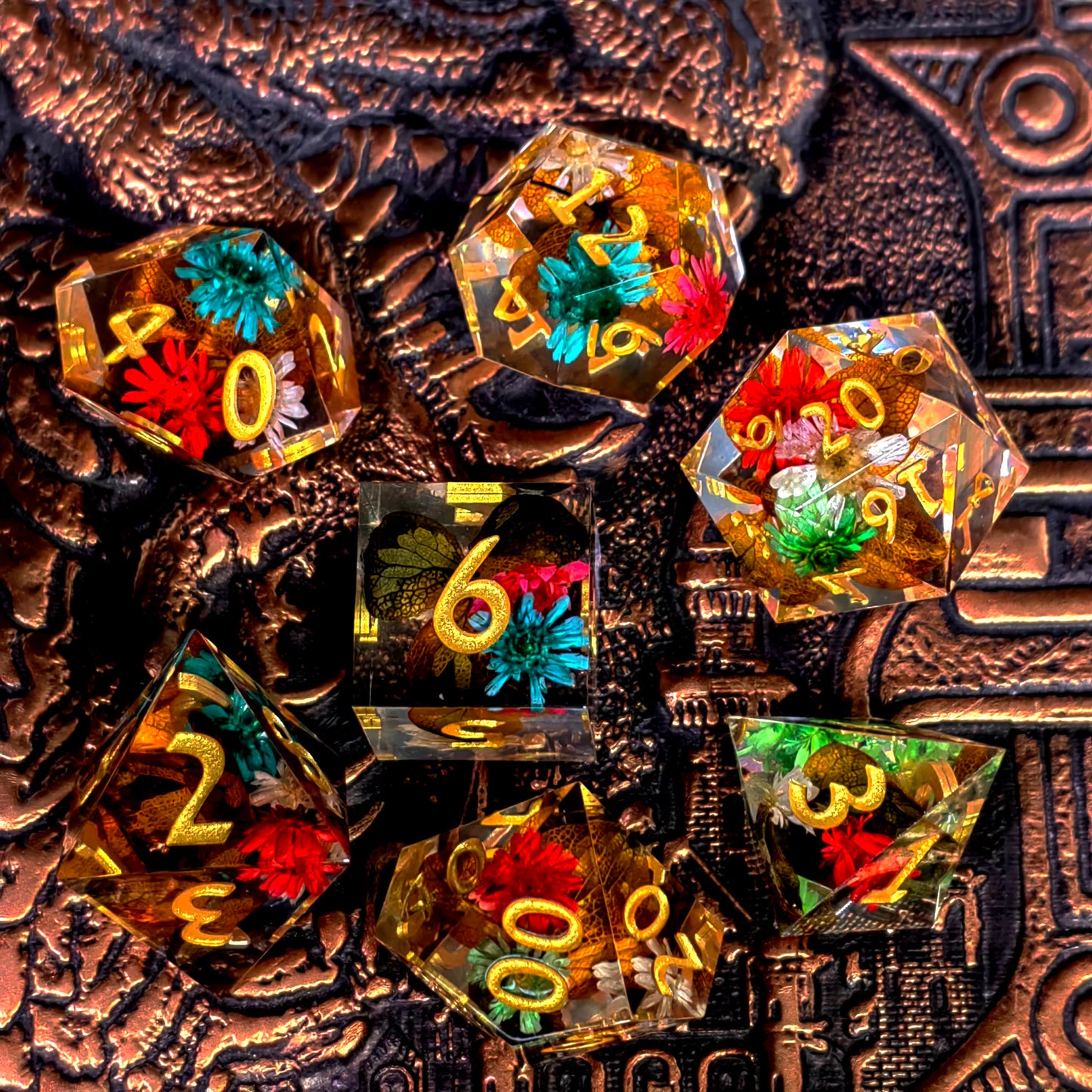 Handmade dried-flower resin polyhedral D&D dice set