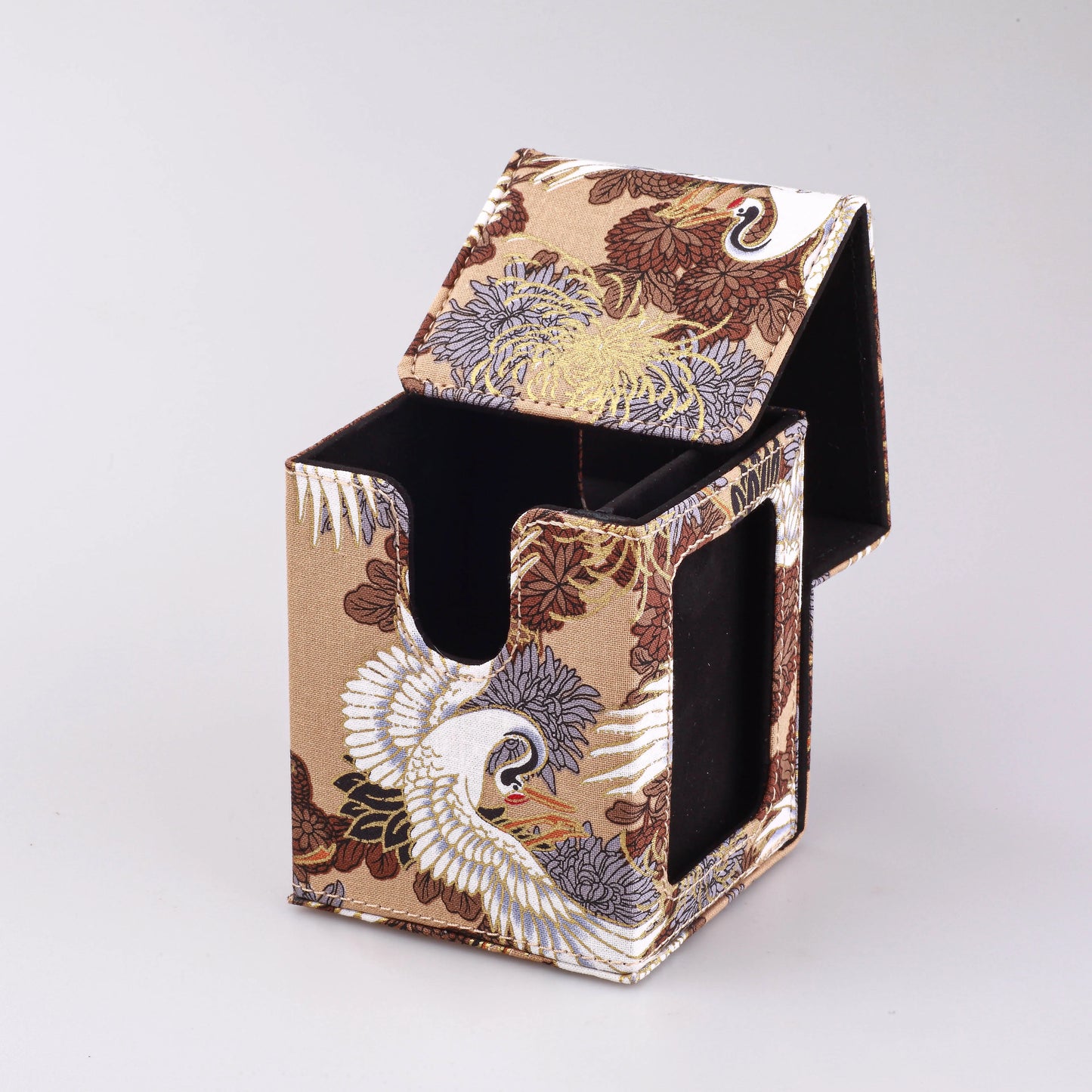 120+ trading card deck box with display window and magnetic lid